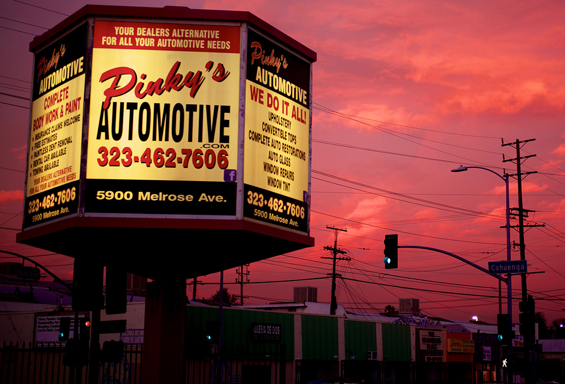 Pinkys_Slideshow_Signage.jpg